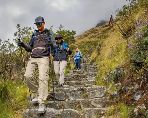 ¿Qué llevar al Camino Inca a Machu Picchu? Guía de Viaje Completa para 2025 ¿Qué llevar al Camino Inca a Machu Picchu? Guía de Viaje Completa para 2025