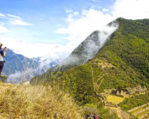 Choquequirao Trek and Machu Picchu 6D/5N Choquequirao Trek and Machu Picchu 6D/5N