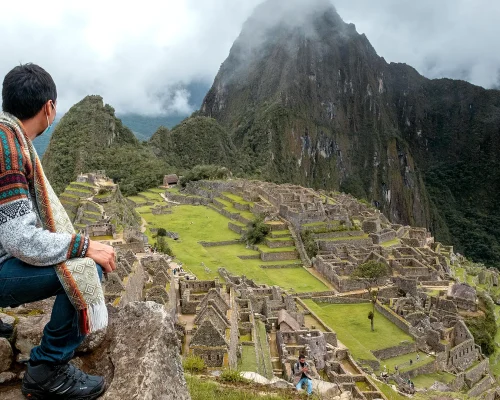 Valle Sagrado, Maras Moray & Machu Picchu 3D/2N Valle Sagrado, Maras Moray & Machu Picchu 3D/2N